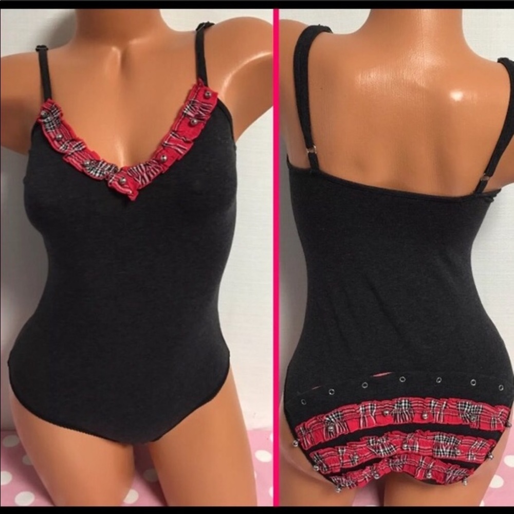 NWT Victoria’s Secret jingle bell teddy